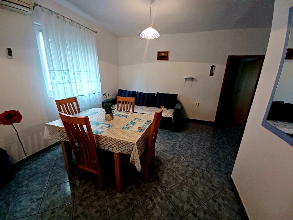 Apartment Prskalo - Vodice Exterior photo